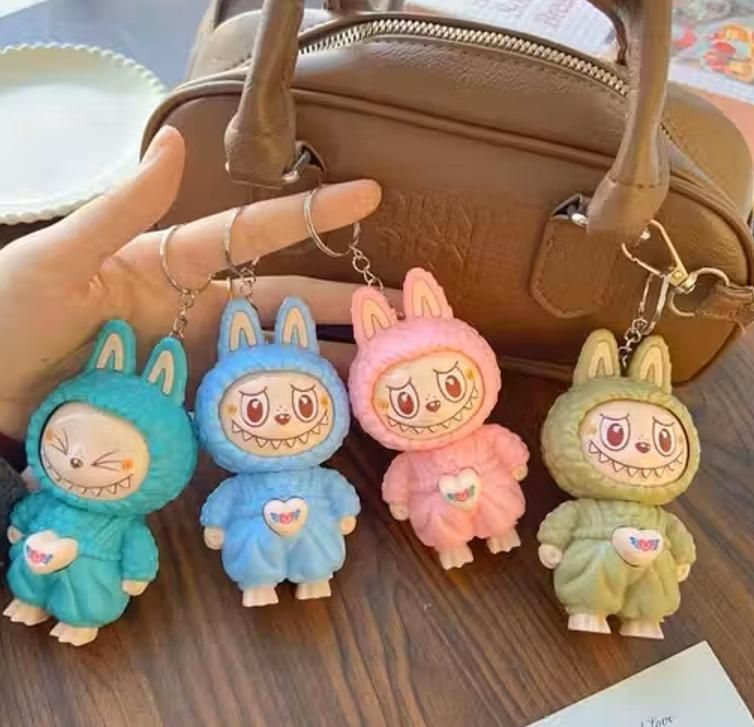 ✨ Labubu Face Changing Keychain ✨